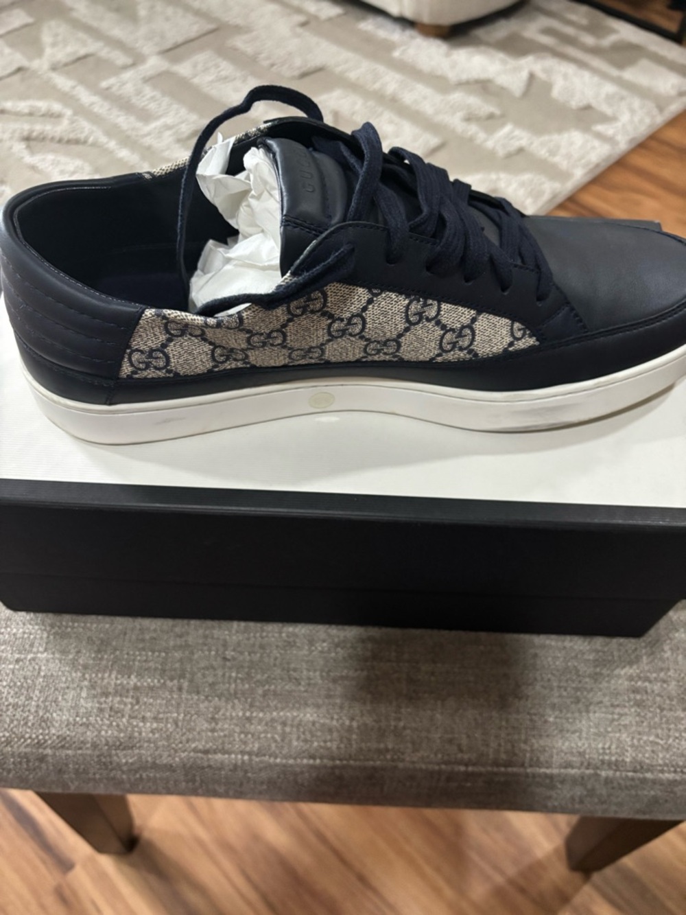 Gucci Navy Leather & Beige GG Canvas Low-Top Sneaker